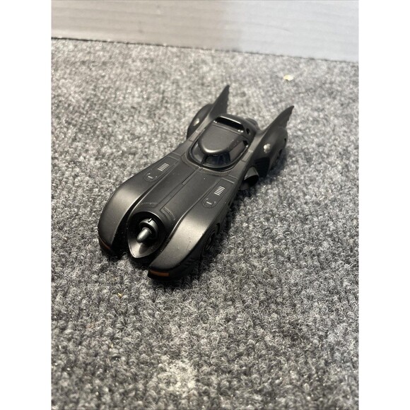 Jada Toys Batmobile 1989 Batman Diecast Car 1/32 Scale DC Comics Black Toy Model - Picture 1 of 9